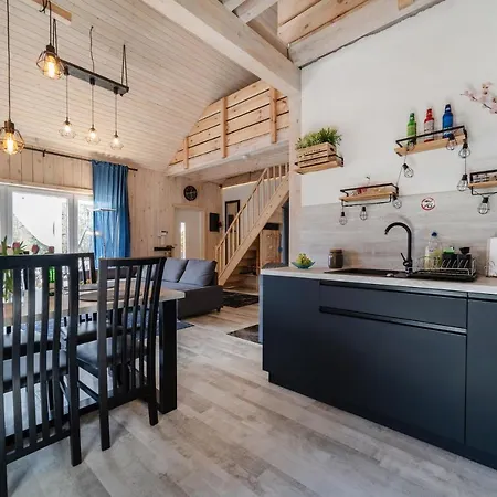 Perle An Der Polnischen Ostsee Perlino